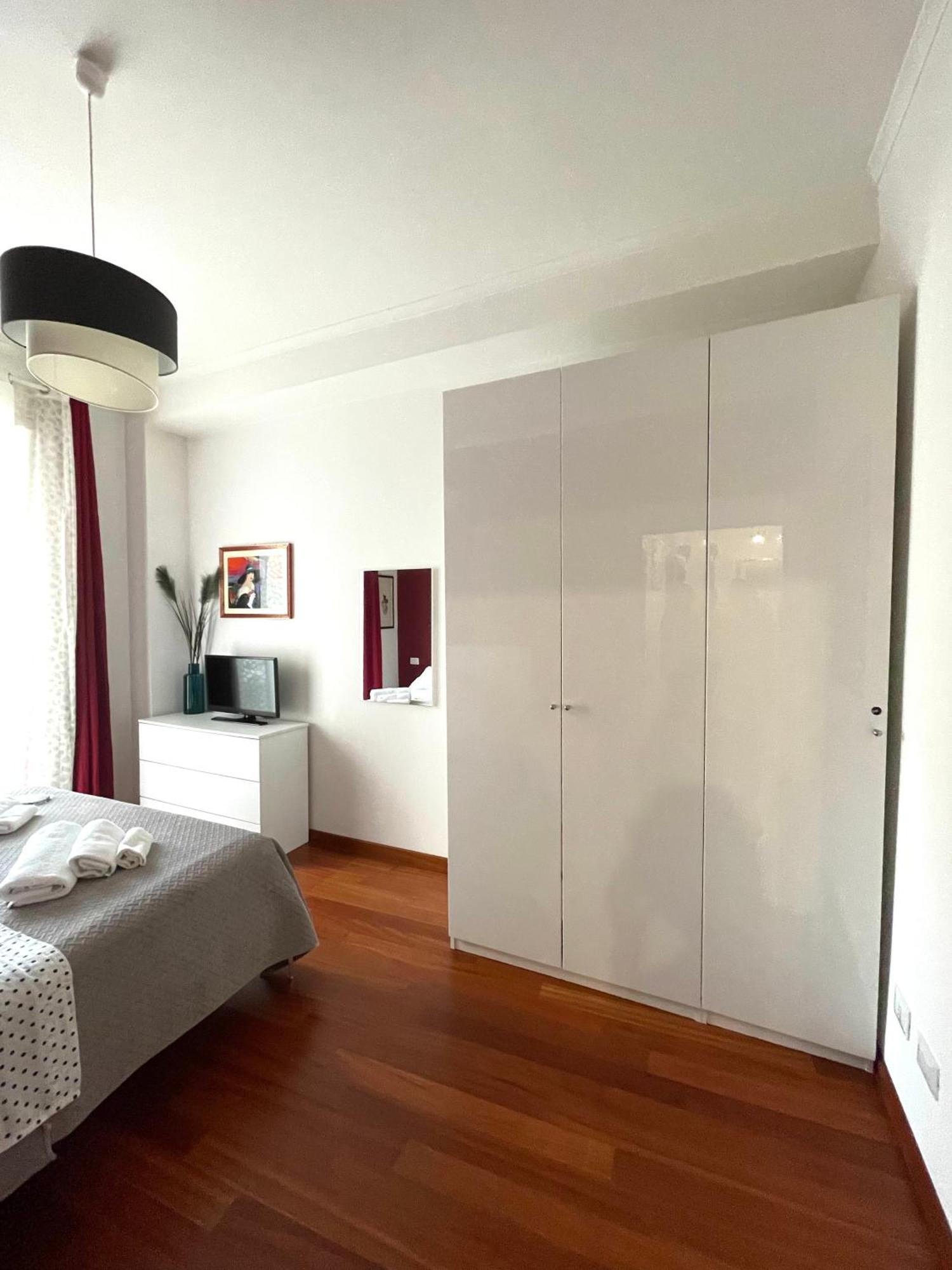 Lucens Domus Appartamento Roma Quartiere Trieste - Vicino Metro B1 - ภายนอก รูปภาพ