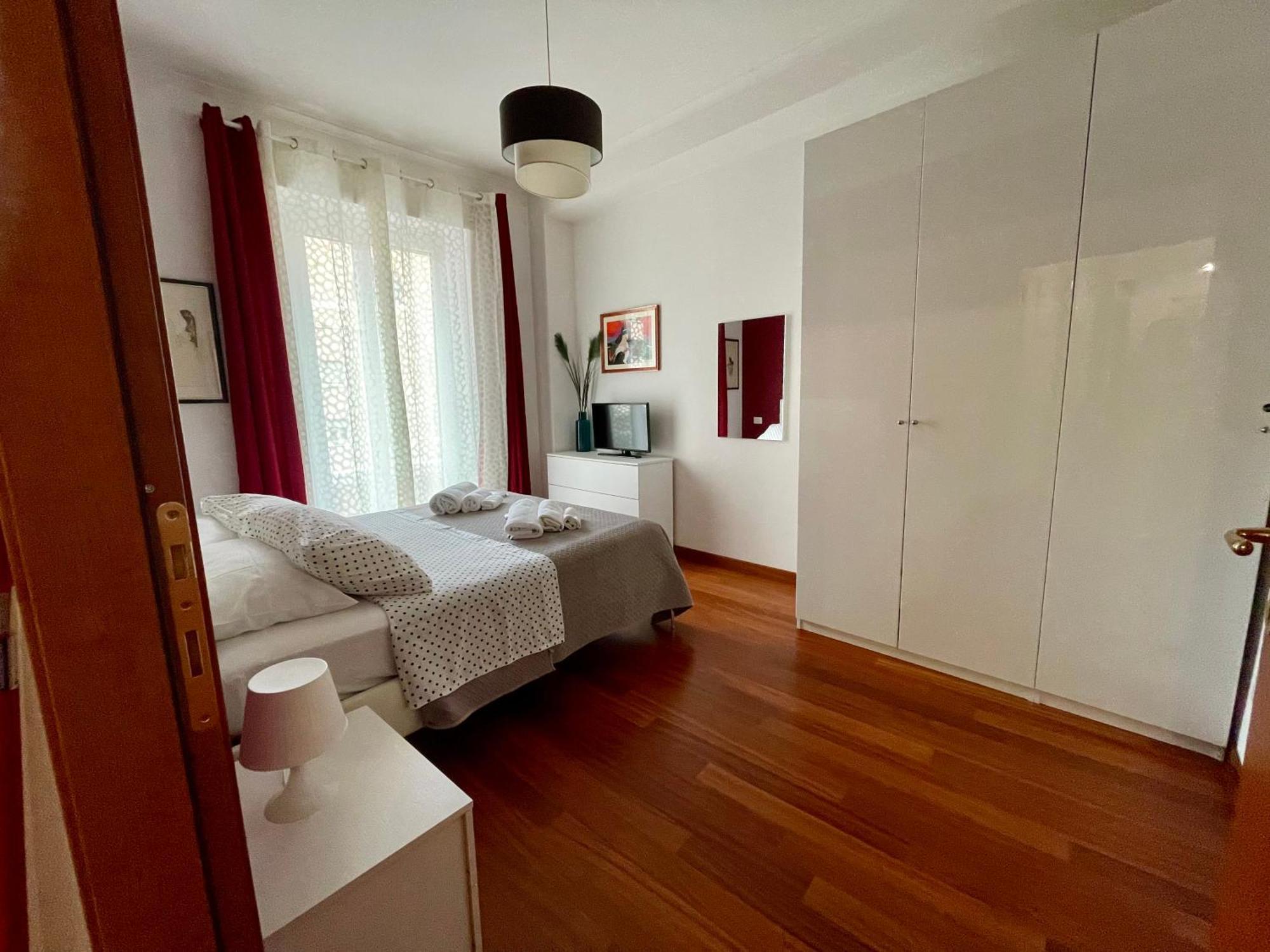 Lucens Domus Appartamento Roma Quartiere Trieste - Vicino Metro B1 - ภายนอก รูปภาพ